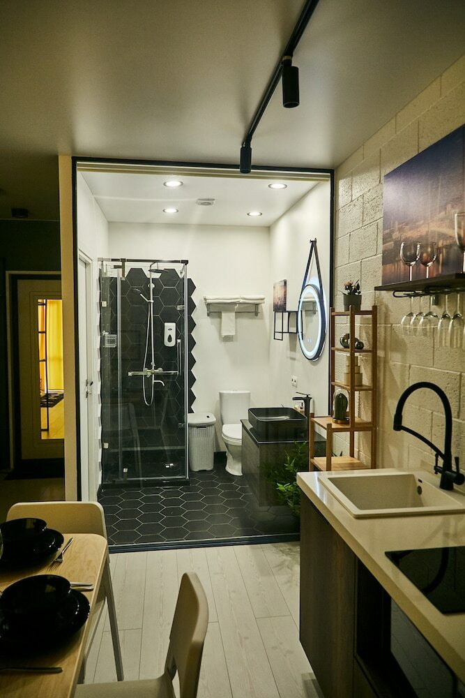 Bay View Apartments