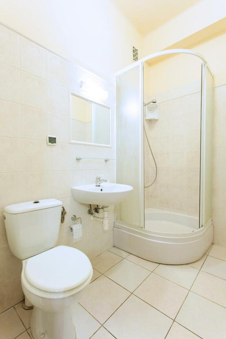 Apartament Izaaka