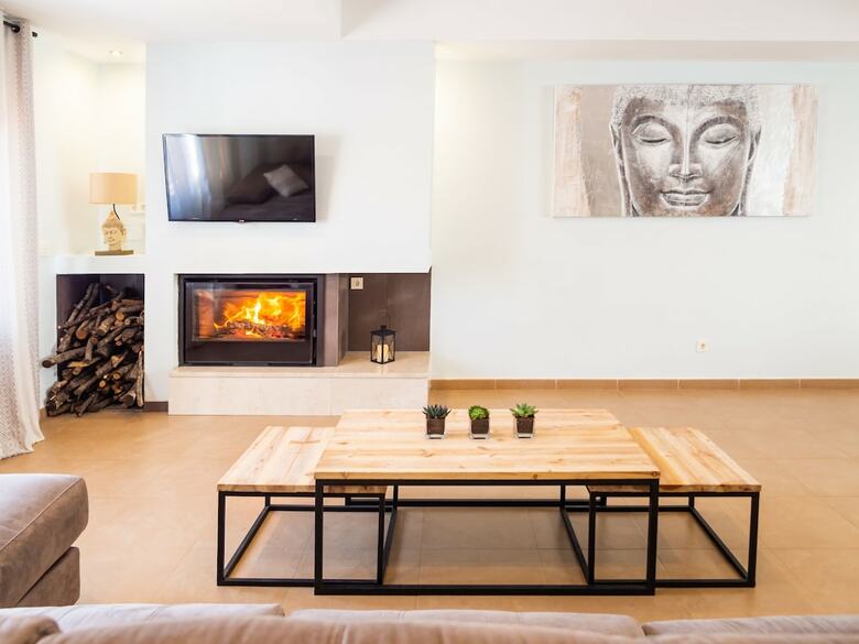 Ronda Home