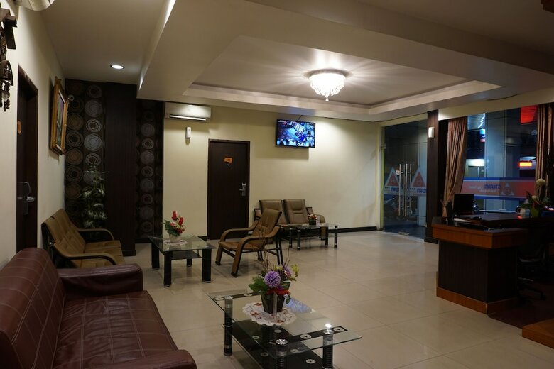 Oyo 1161 Stefani City Hotel