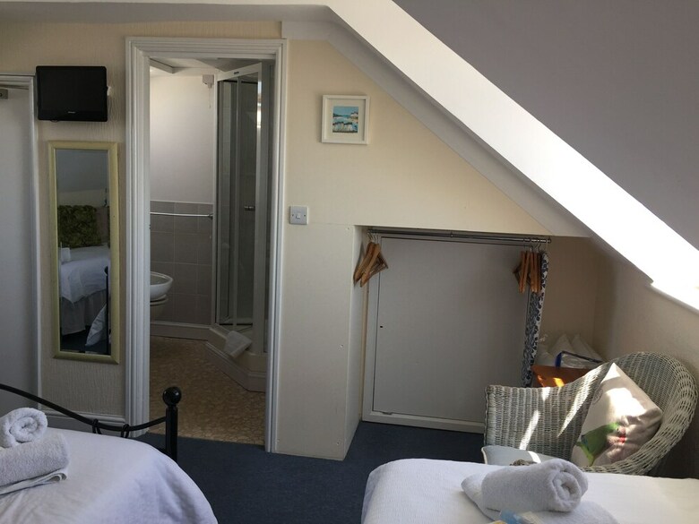 Hotel The Alendale Guest House