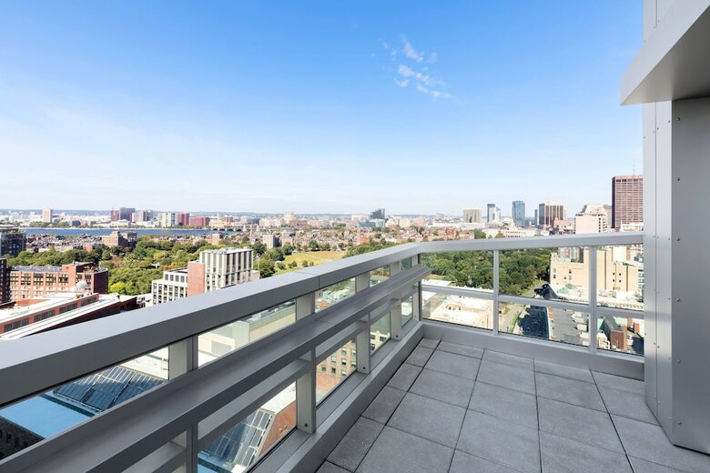 Hotel Moxy Boston Downtown
