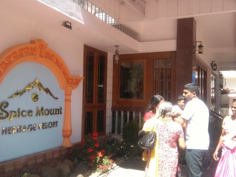 Hotel Spice Mount Heritage Resort