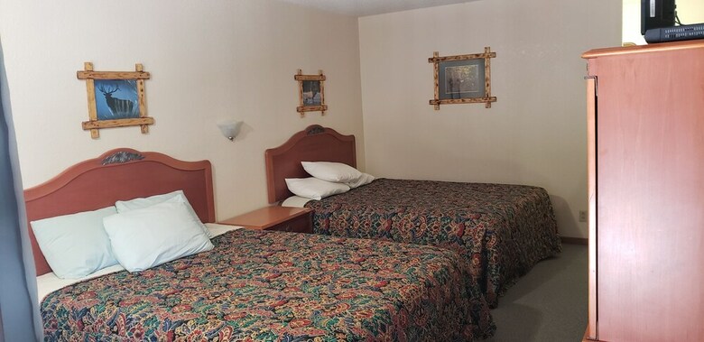 Hotel Wilderness Gateway Inn