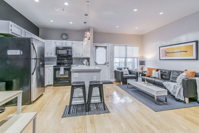 Apartamentos Tarrytown Getaway Near Downtown