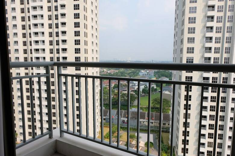 3br Apartment With Pool View At M-town Residence