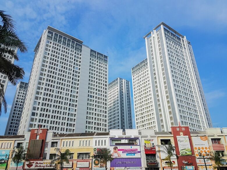 3br Apartment With Pool View At M-town Residence
