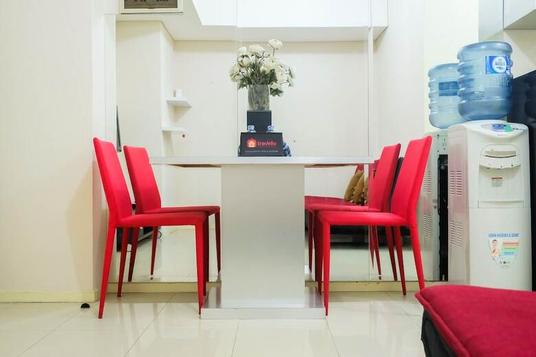 Comfy 1br Apartment At Cosmo Terrace