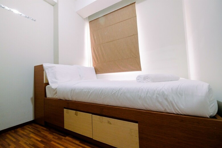 Homey 2br At Menteng Square Apartment