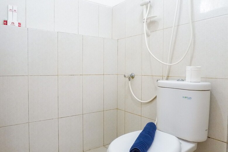 Homey Studio At Educity Pakuwon Apartment