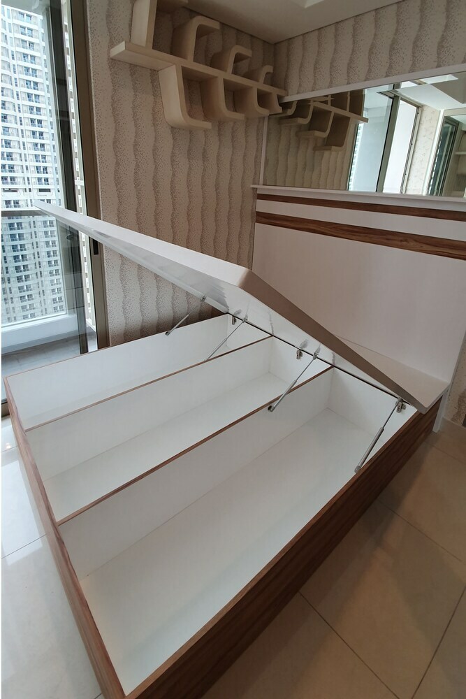 Luxurious Studio Taman Anggrek Residence Apartment In Strategic Area