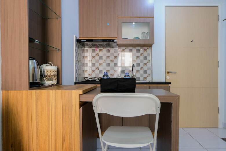 Homey And Comfy 2br Ayodhya Residence Apartment