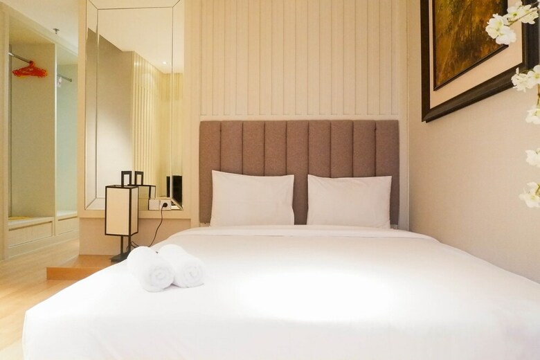 Luxurious 2br Apartment At The Peak Residence