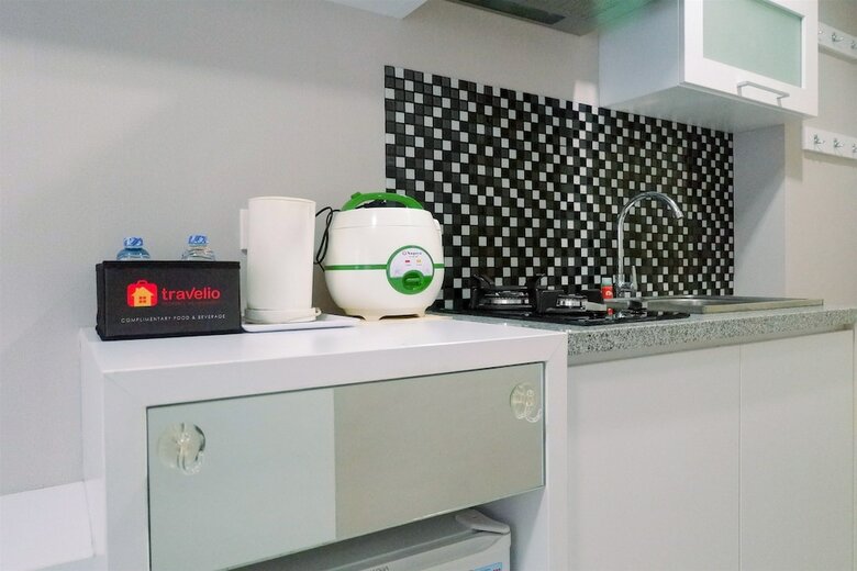 Studio Apartment Connected To Mall At Supermall Mansion