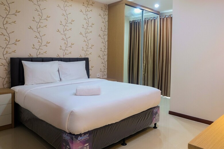 Spacious 2br Condominium Seaview Apartment