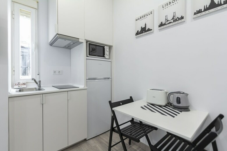Rodas Apartment