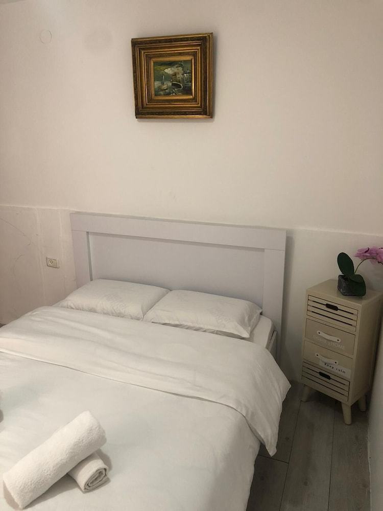Apartment From R&a Group