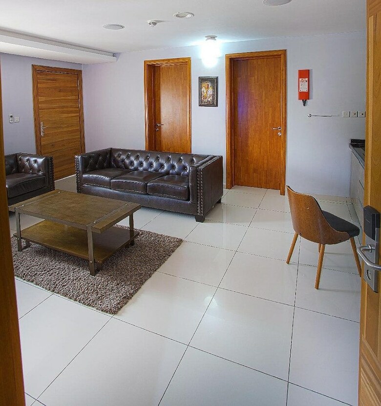 Aparthotel H21 Apartments & Lounge