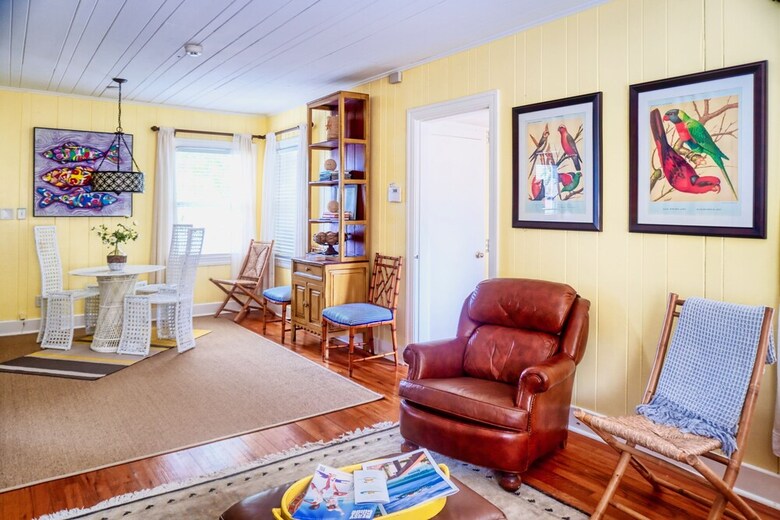 Charming Pass A Grille Beach Estate (2808pw)