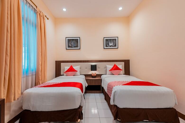 Hostal Oyo 1211 Graha Technopark Hotel