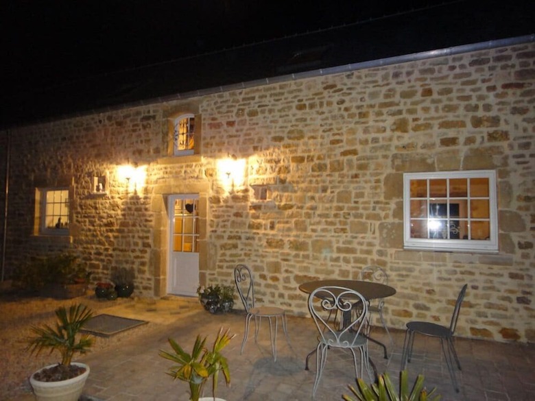 Hotel Chambres D'h�tes - La Bourgetterie