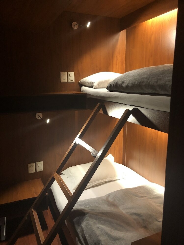Hotel Onkel Inn Airport Sleepbox