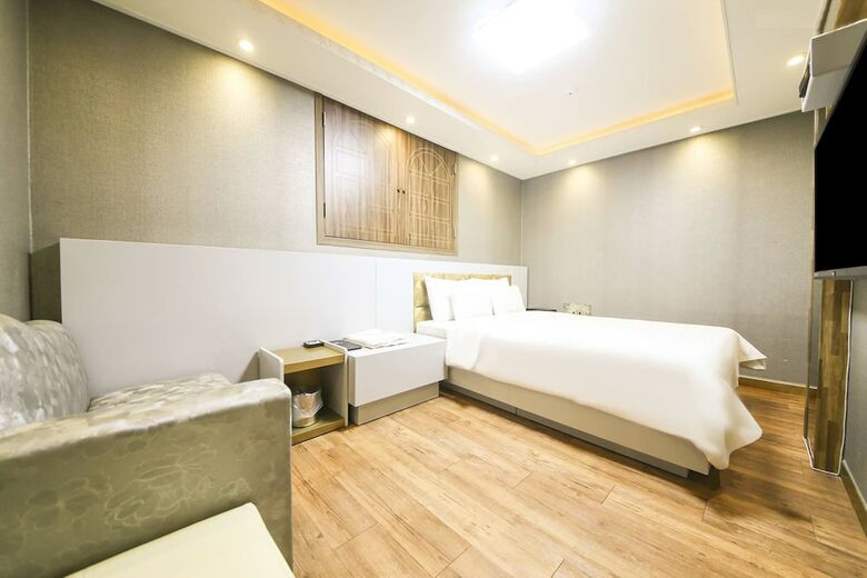Bobos Hotel