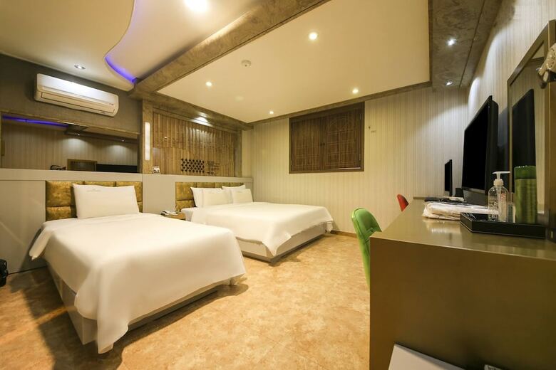 Bobos Hotel