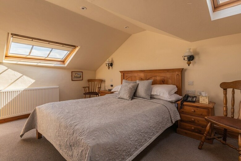Bed & Breakfast Gwaelod Y Garth Inn