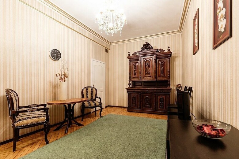 Day&night Apartments - Polyanka