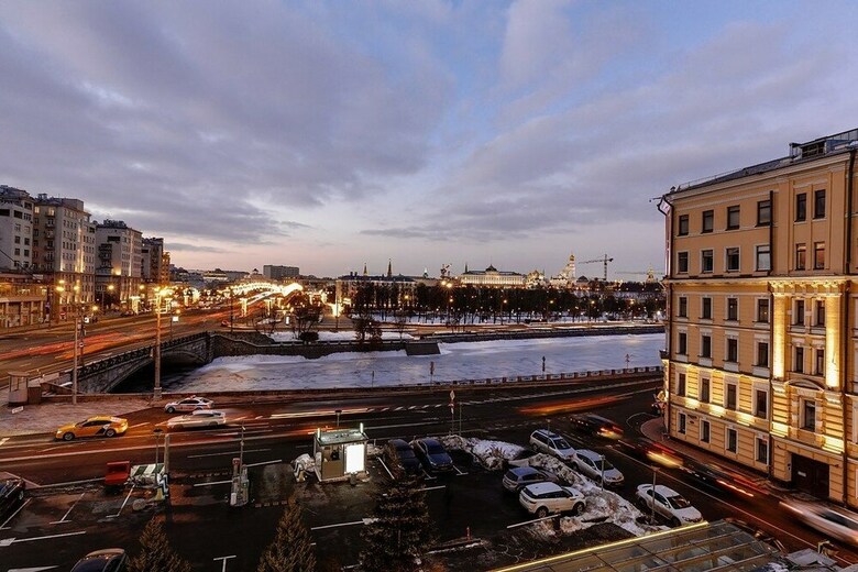 Day&night Apartments - Polyanka