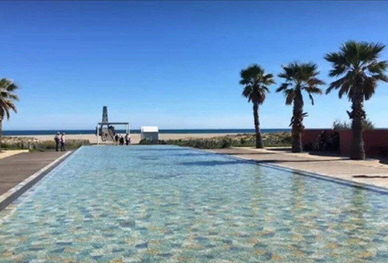 House With 2 Bedrooms In Leucate, With Enclosed Garden