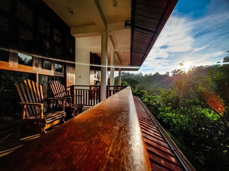 Hotel Levon