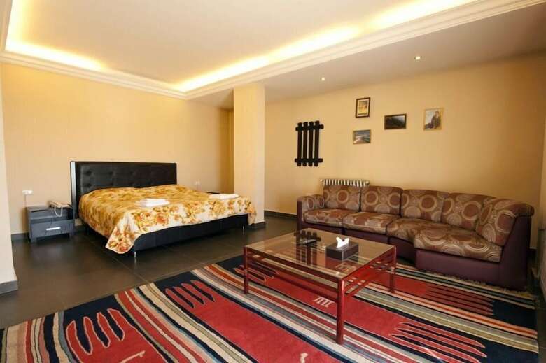 Bed & Breakfast Alpine Hotel Cedars