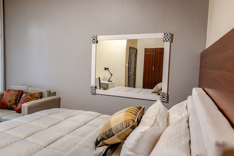 Ezra Boutique Villa
