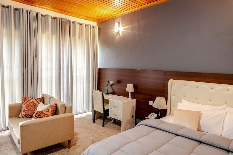 Ezra Boutique Villa