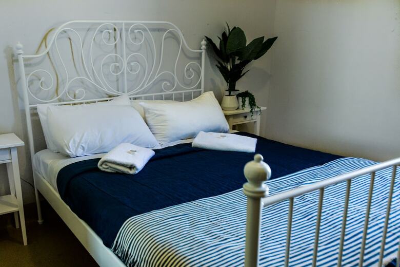 Hostal Coolangatta Sands Hotel