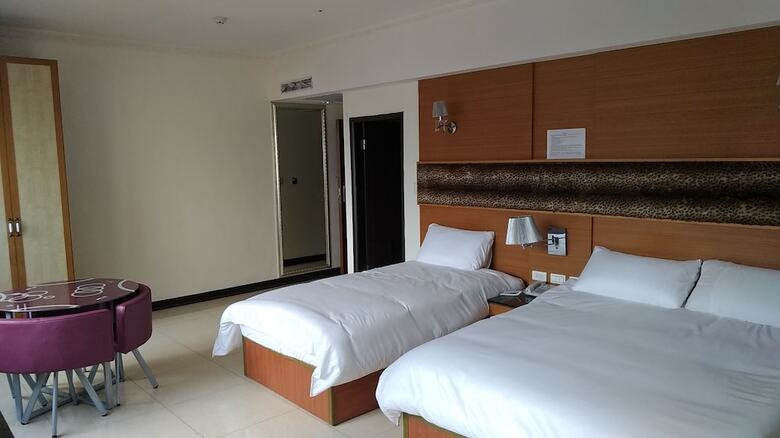 Sch�n Hotel