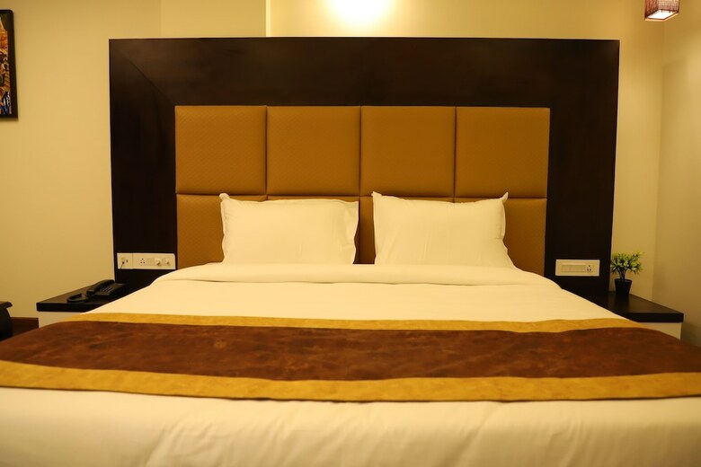 Hotel White Cloud
