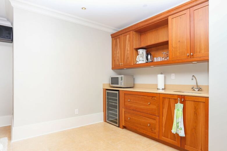 Apartamentos Charming Suite Cypress By Elevate Rooms