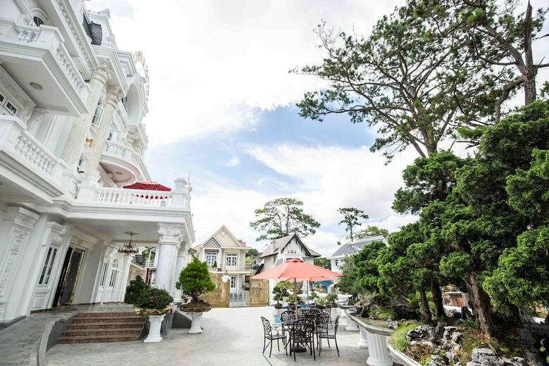 Sepia Hotel Dalat
