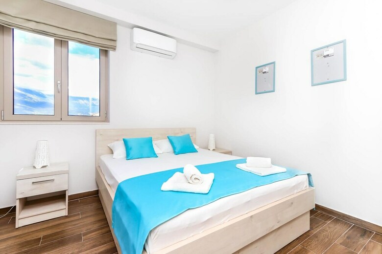 Aparthotel Apartments Maestral