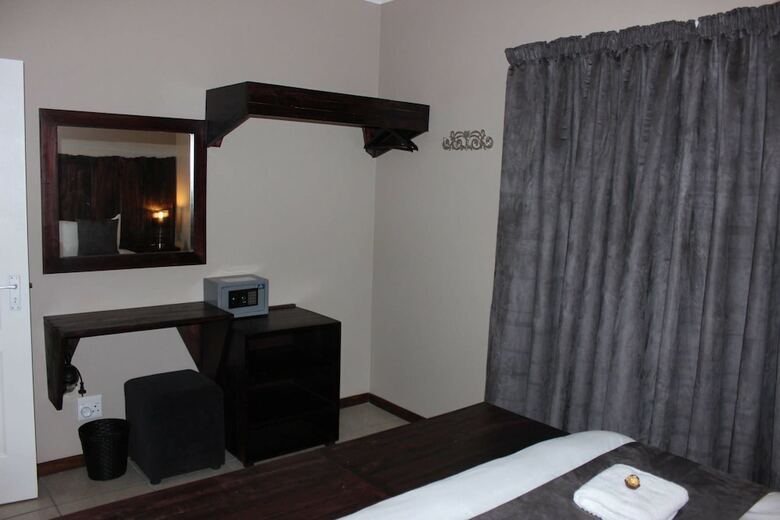 Apartamentos La Bri Self Catering