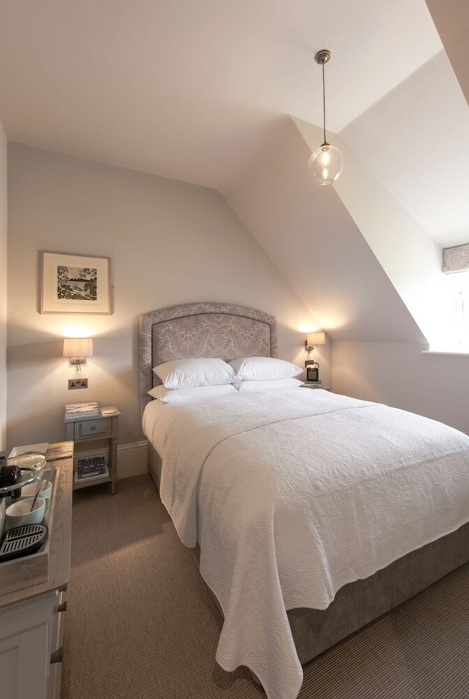 Bed & Breakfast The White House
