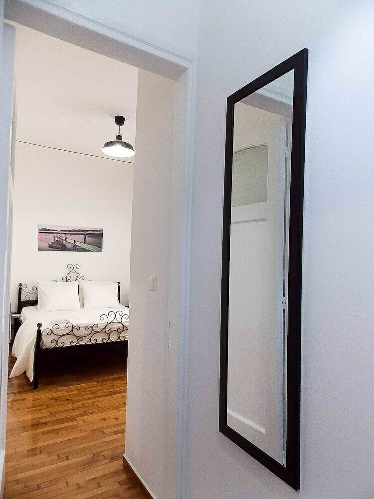 Dervenion-athens Cozy Apartment