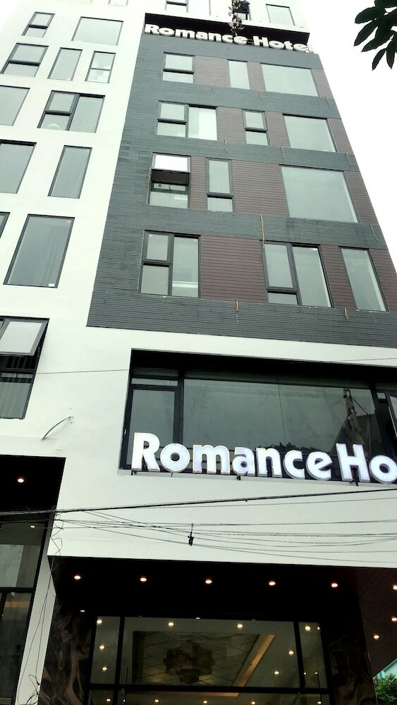 Romance Hotel