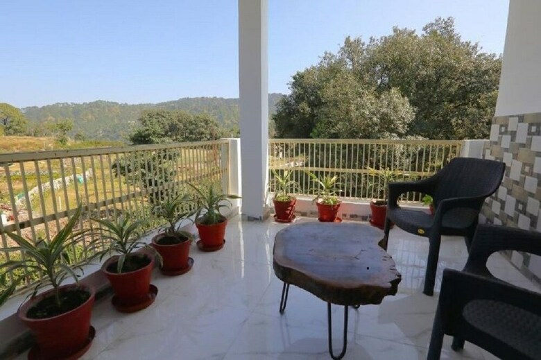 Charekh Food & Forest Resort