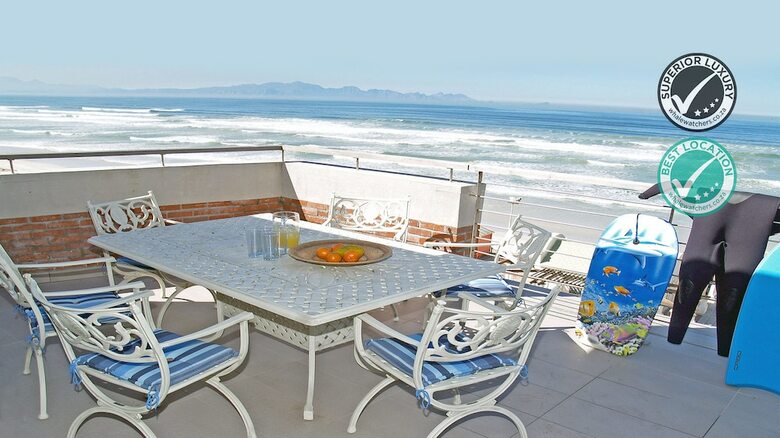Apartamentos Bluebird Penthouse Muizenberg Beachfront