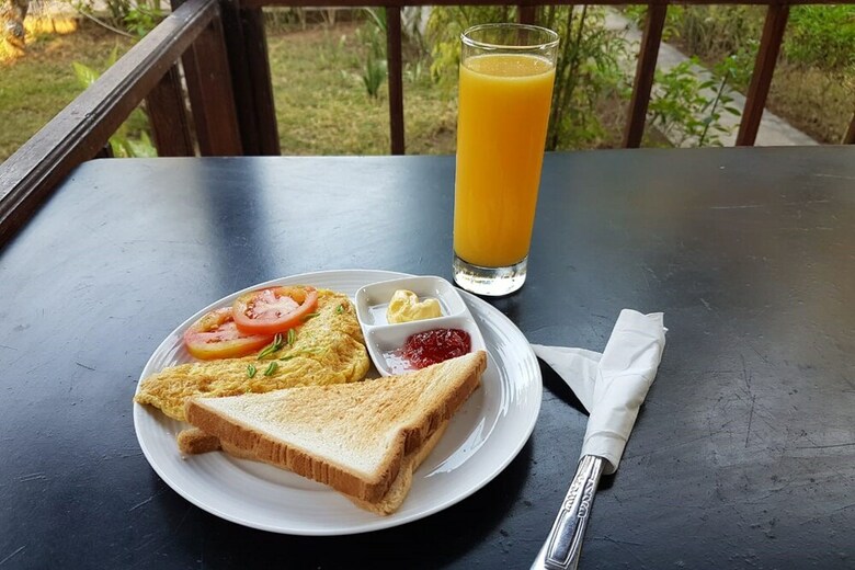 Hostal Oyo 1198 Kulkul Bungalow