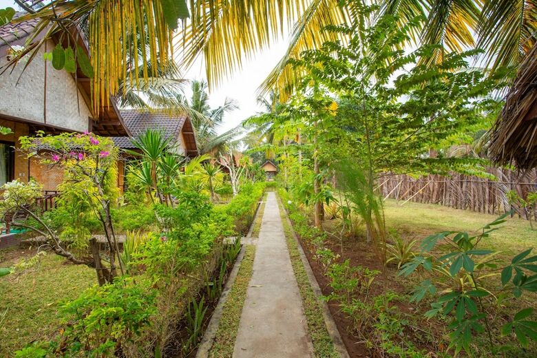 Hostal Oyo 1198 Kulkul Bungalow